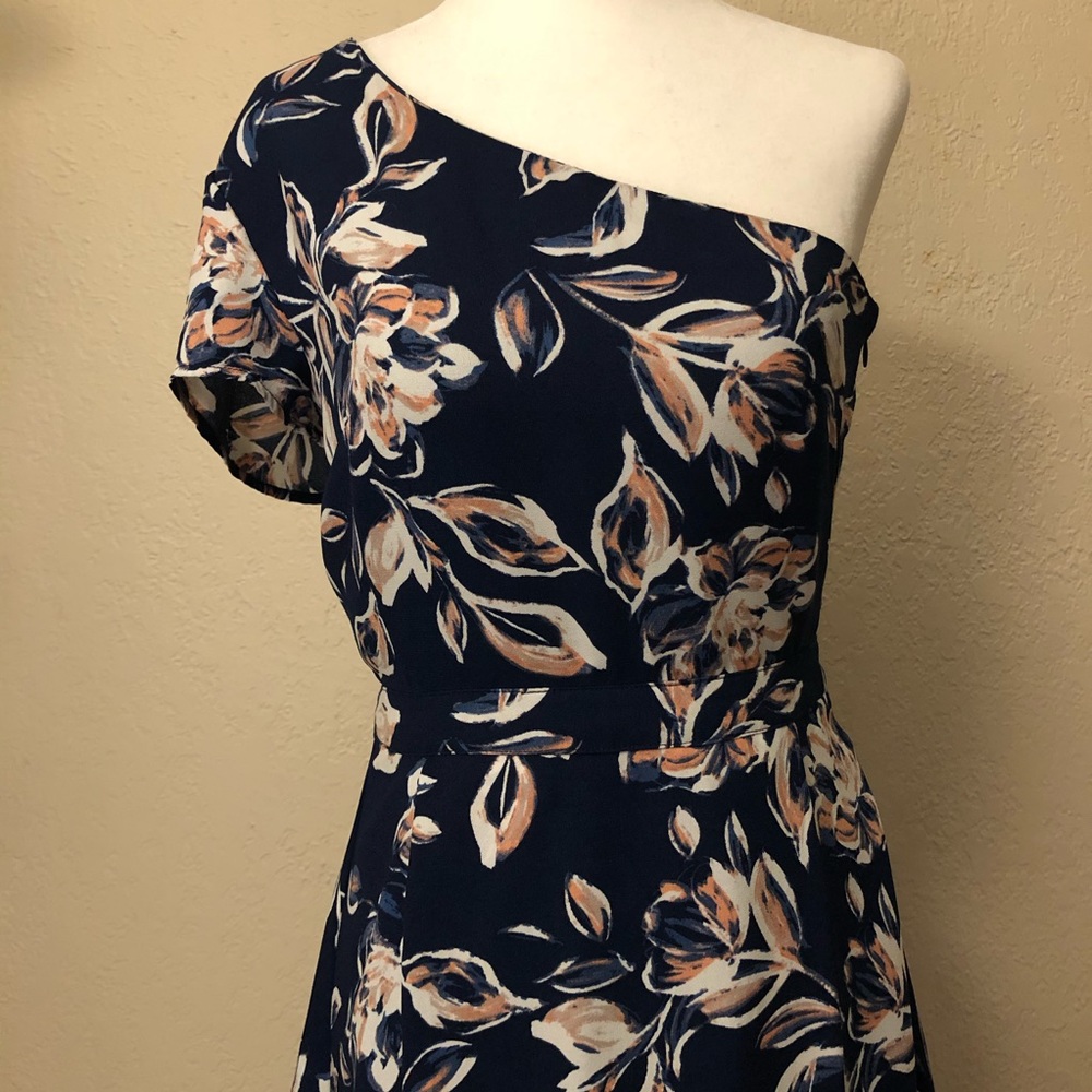Charles Henry one shoulder midi Dress